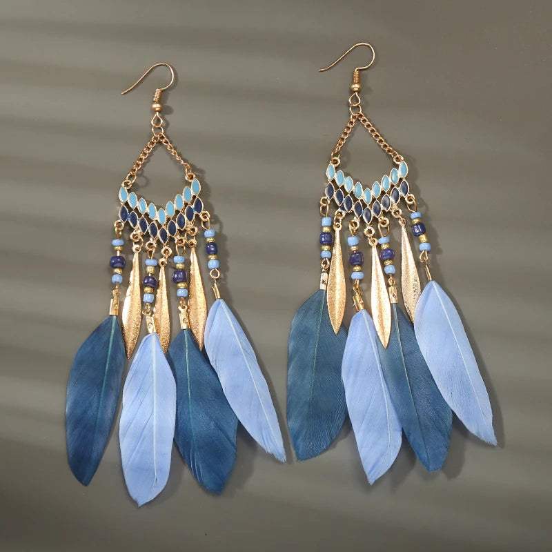 Aros Largos Boho con Pluma y Borlas