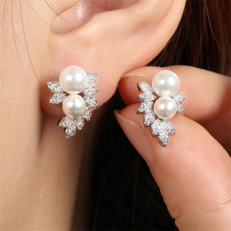Aros Stud con Perla y Zirconia Forma de Hoja
